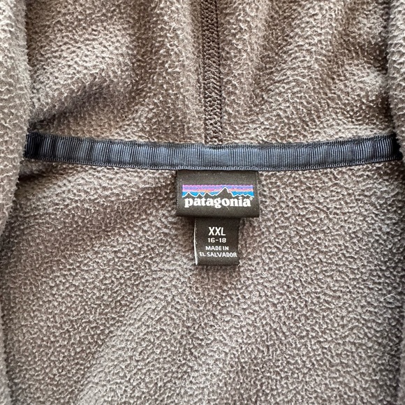 Patagonia fleece boys xxl zip up - Picture 4 of 4